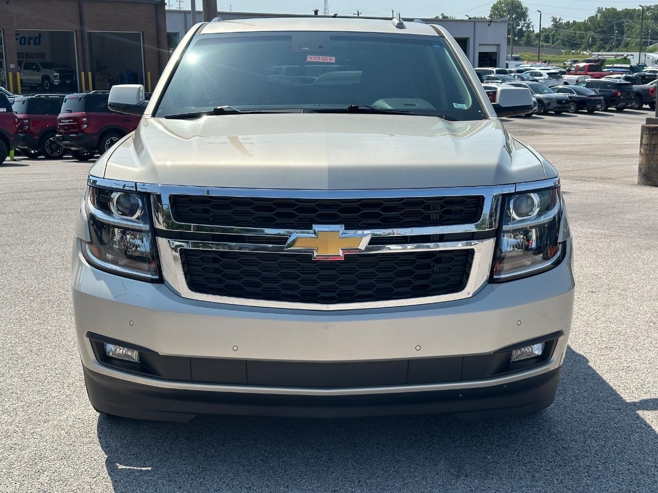 Chevrolet Tahoe Vehicle Full-screen Gallery Image 09