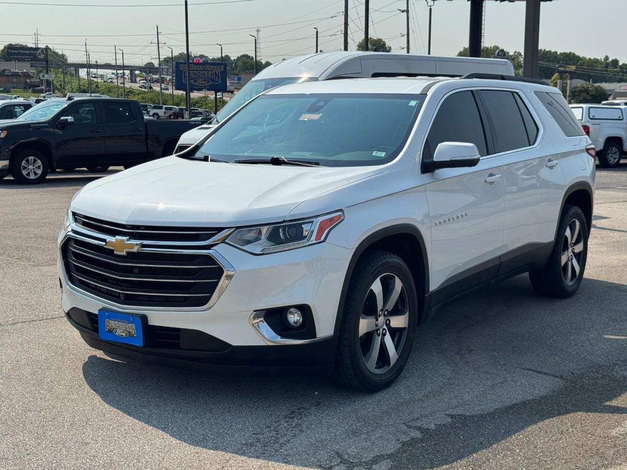 Chevrolet Traverse Vehicle Full-screen Gallery Image 07