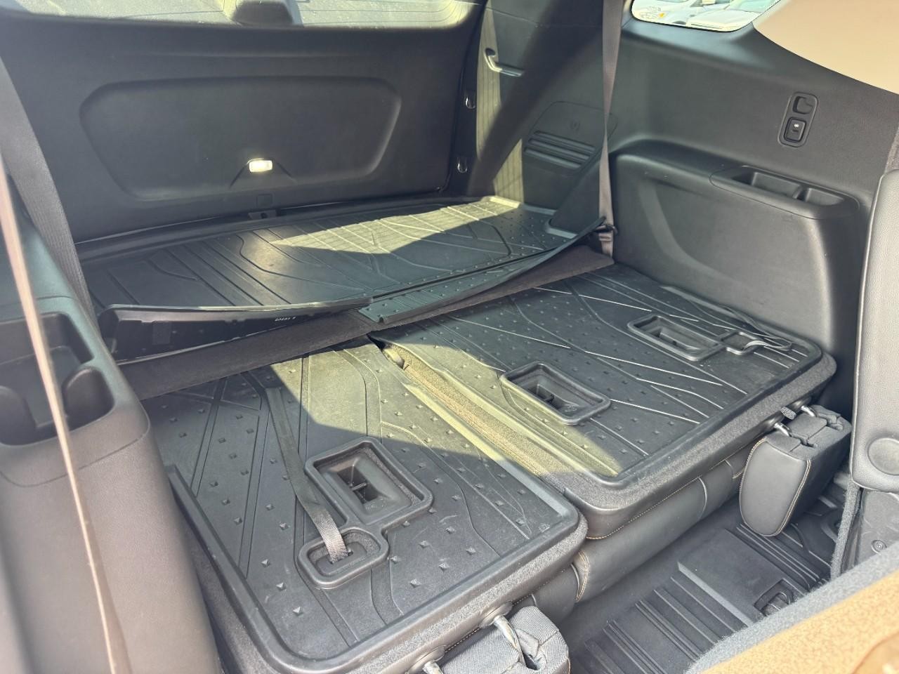 Chevrolet Traverse Vehicle Full-screen Gallery Image 09