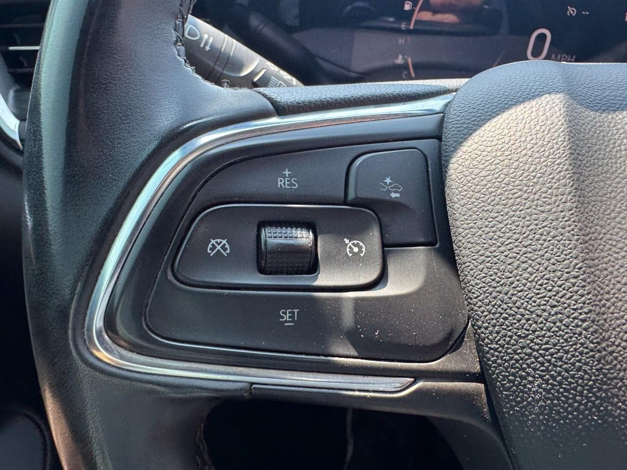 Buick Encore GX Vehicle Full-screen Gallery Image 16