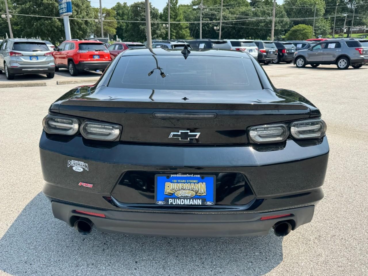 Chevrolet Camaro Vehicle Full-screen Gallery Image 04