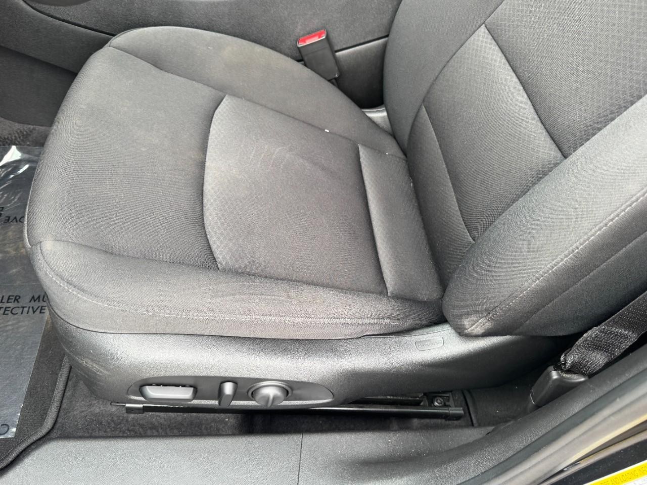 Chevrolet Malibu Vehicle Full-screen Gallery Image 14
