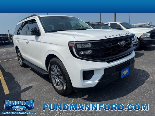 St. Charles MO 2025 Ford Expedition more details - ford expedition