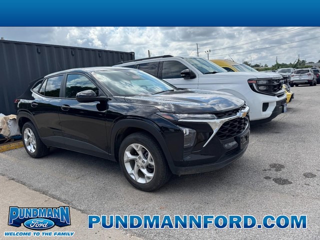 St. Charles MO 2025 Chevrolet Trax more details - chevrolet trax