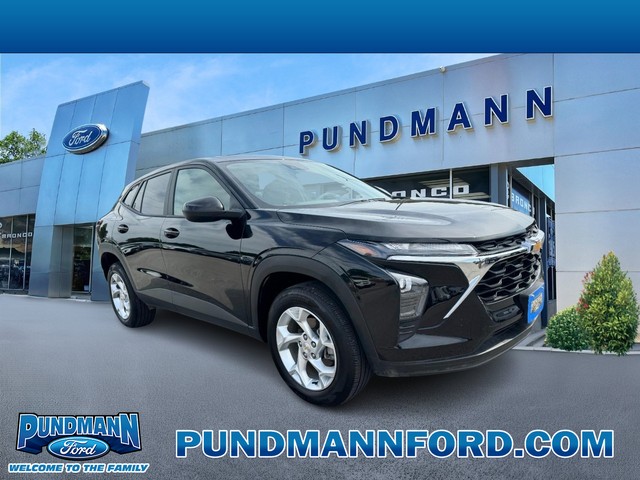 St. Charles MO 2025 Chevrolet Trax more details - chevrolet trax