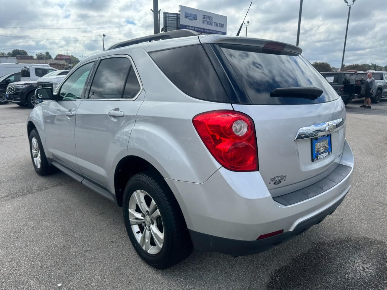 Chevrolet Equinox Vehicle Full-screen Gallery Image 05