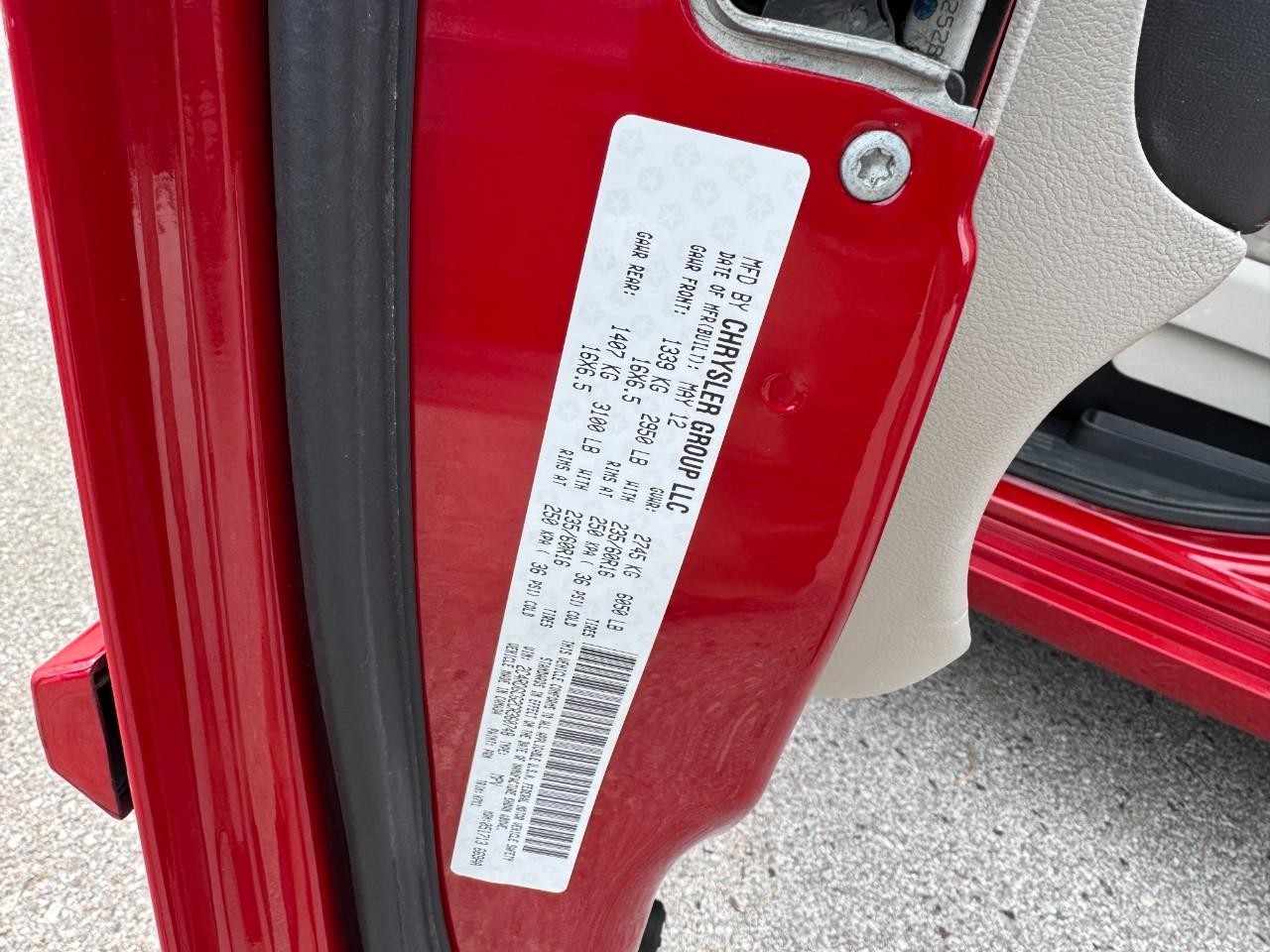 Dodge Grand Caravan Vehicle Full-screen Gallery Image 23