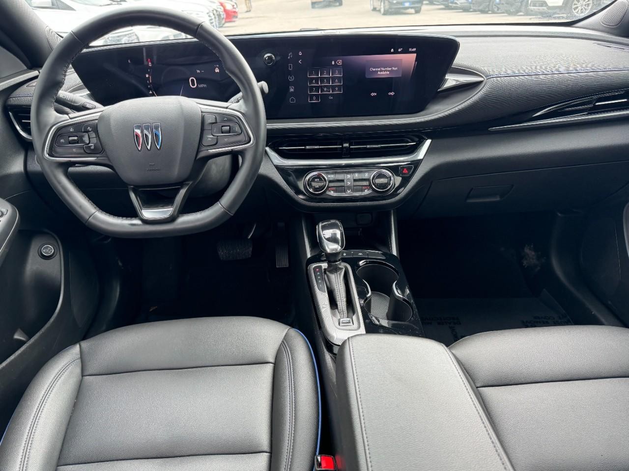 Buick Envista Vehicle Full-screen Gallery Image 12