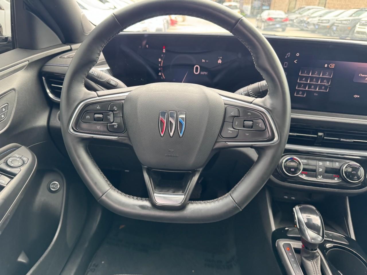 Buick Envista Vehicle Full-screen Gallery Image 13