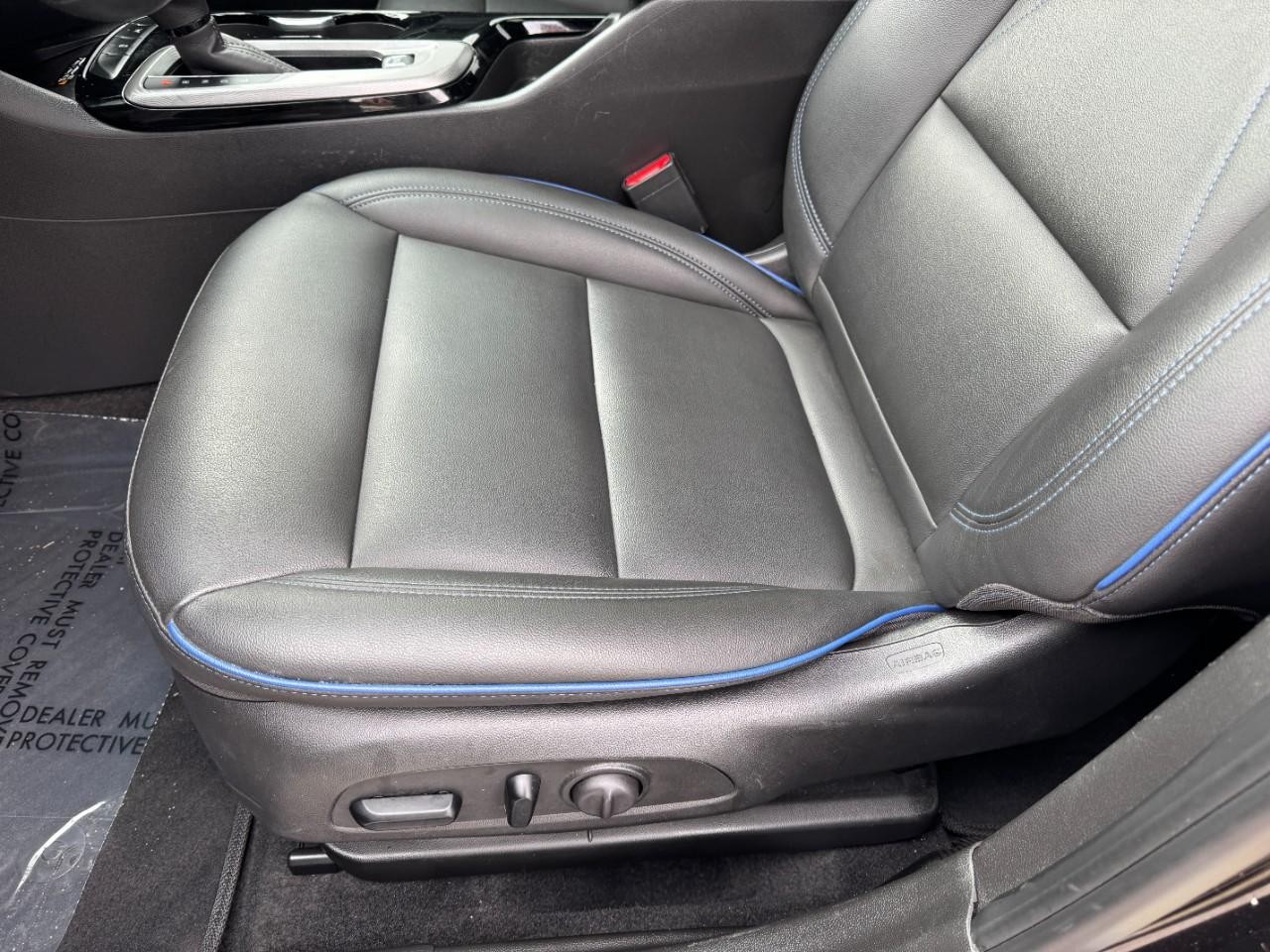 Buick Envista Vehicle Full-screen Gallery Image 15