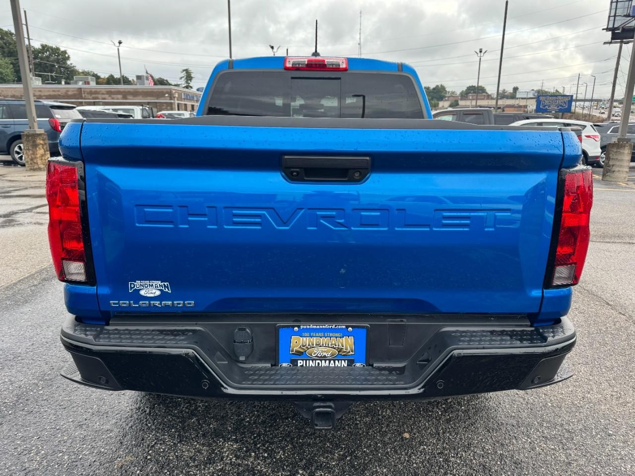 Chevrolet Colorado Vehicle Full-screen Gallery Image 04