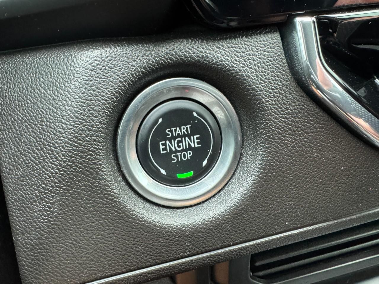 Chevrolet Colorado Vehicle Full-screen Gallery Image 22