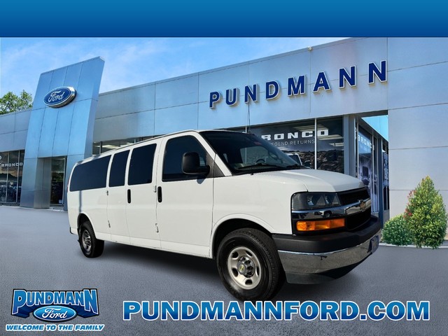 St. Charles MO 2025 Chevrolet Express Passenger more details - chevrolet express passenger