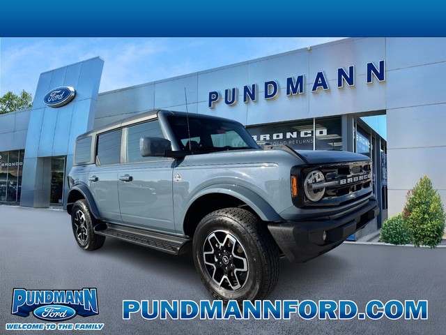 St. Charles MO 2025 Ford Bronco more details - ford bronco