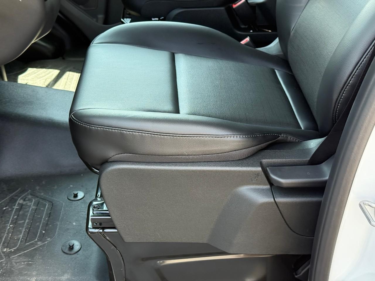 Ford Transit Cargo Van Vehicle Full-screen Gallery Image 07