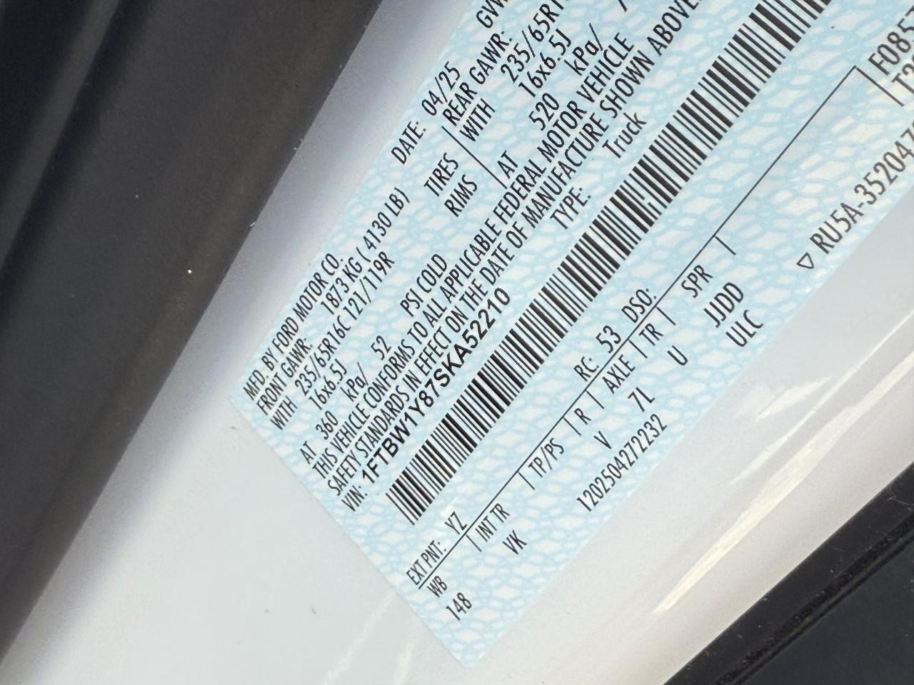 Ford Transit Cargo Van Vehicle Full-screen Gallery Image 11