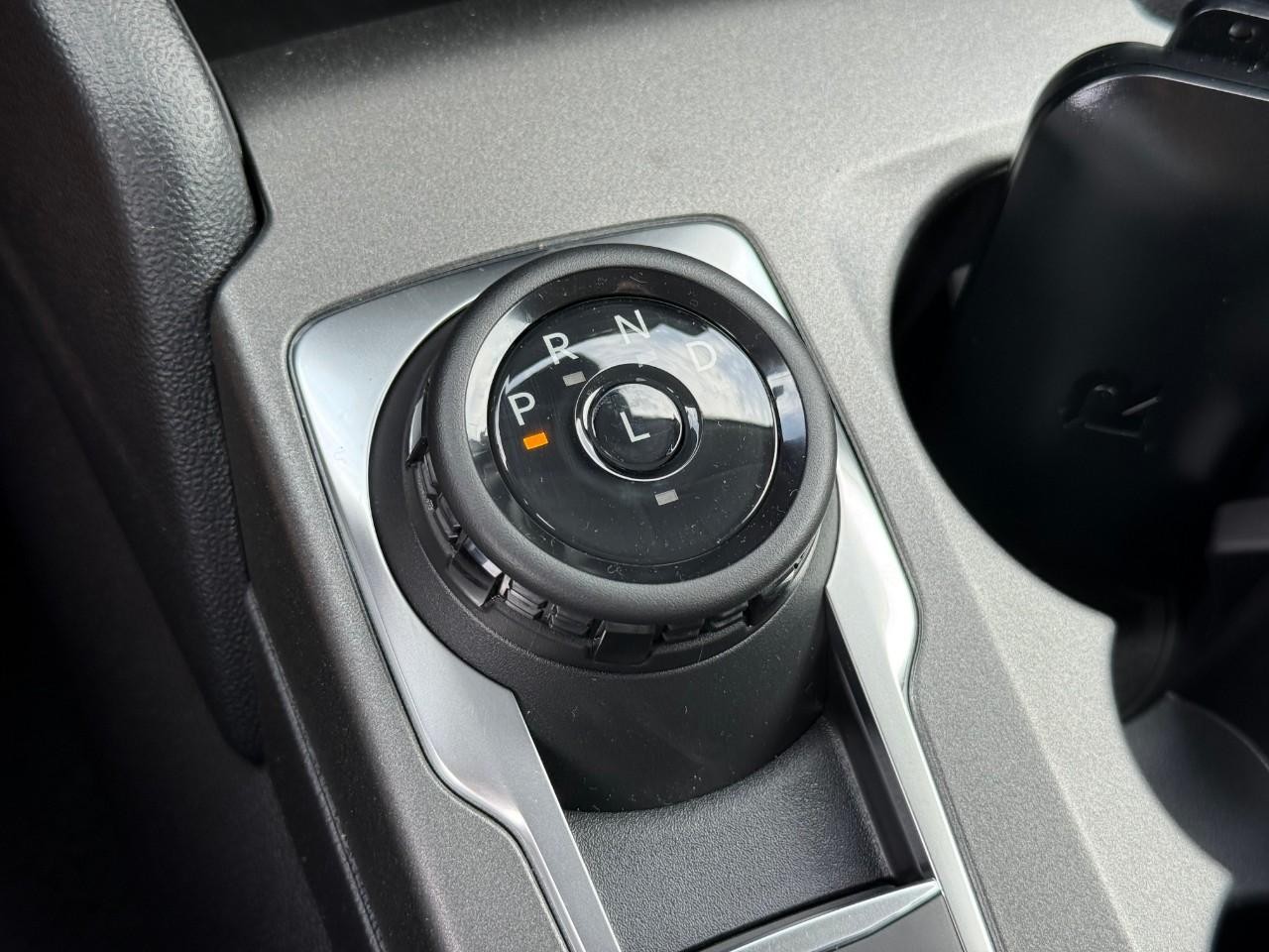 Ford Bronco Sport Vehicle Full-screen Gallery Image 16