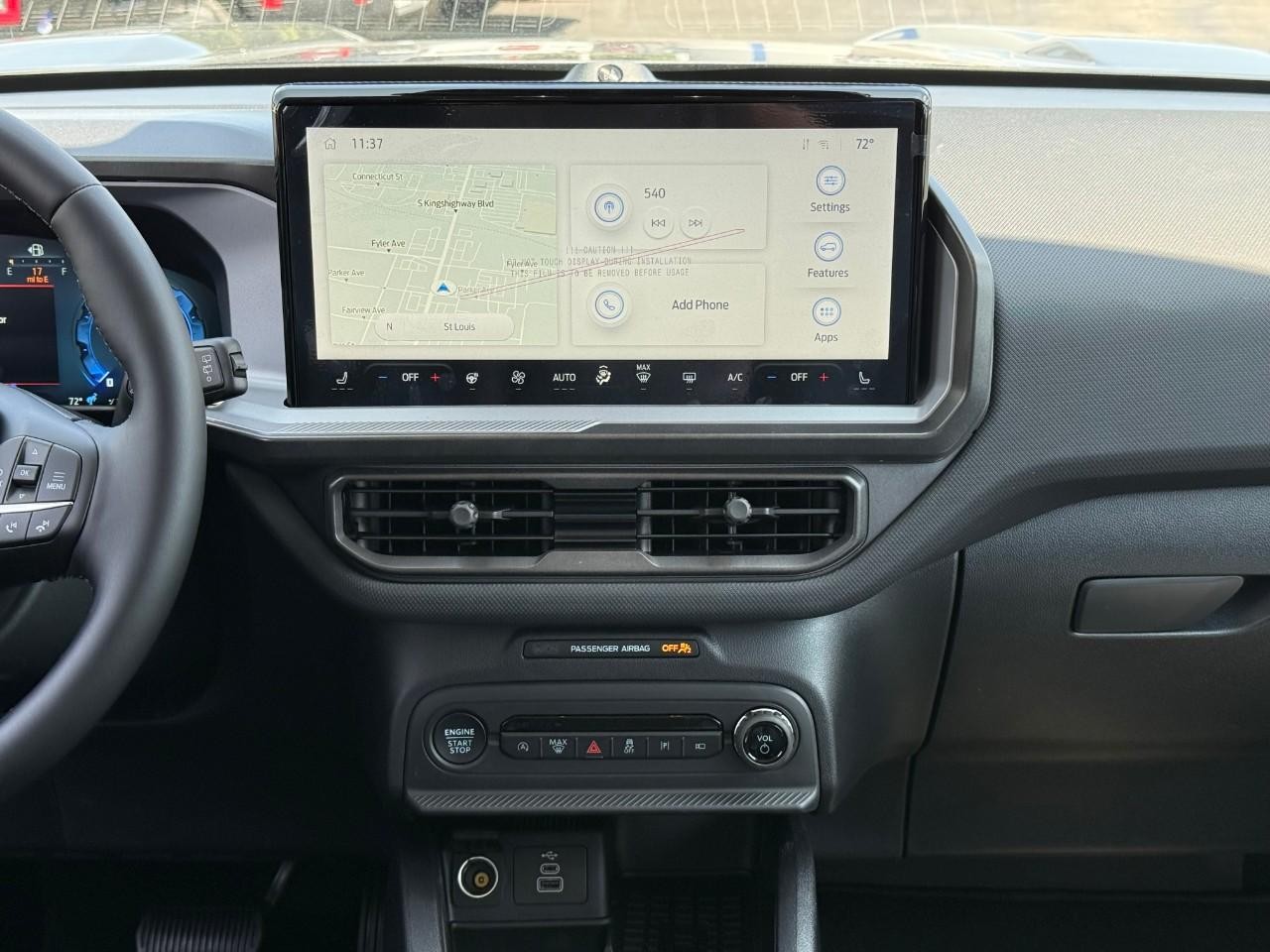 Ford Bronco Sport Vehicle Full-screen Gallery Image 08