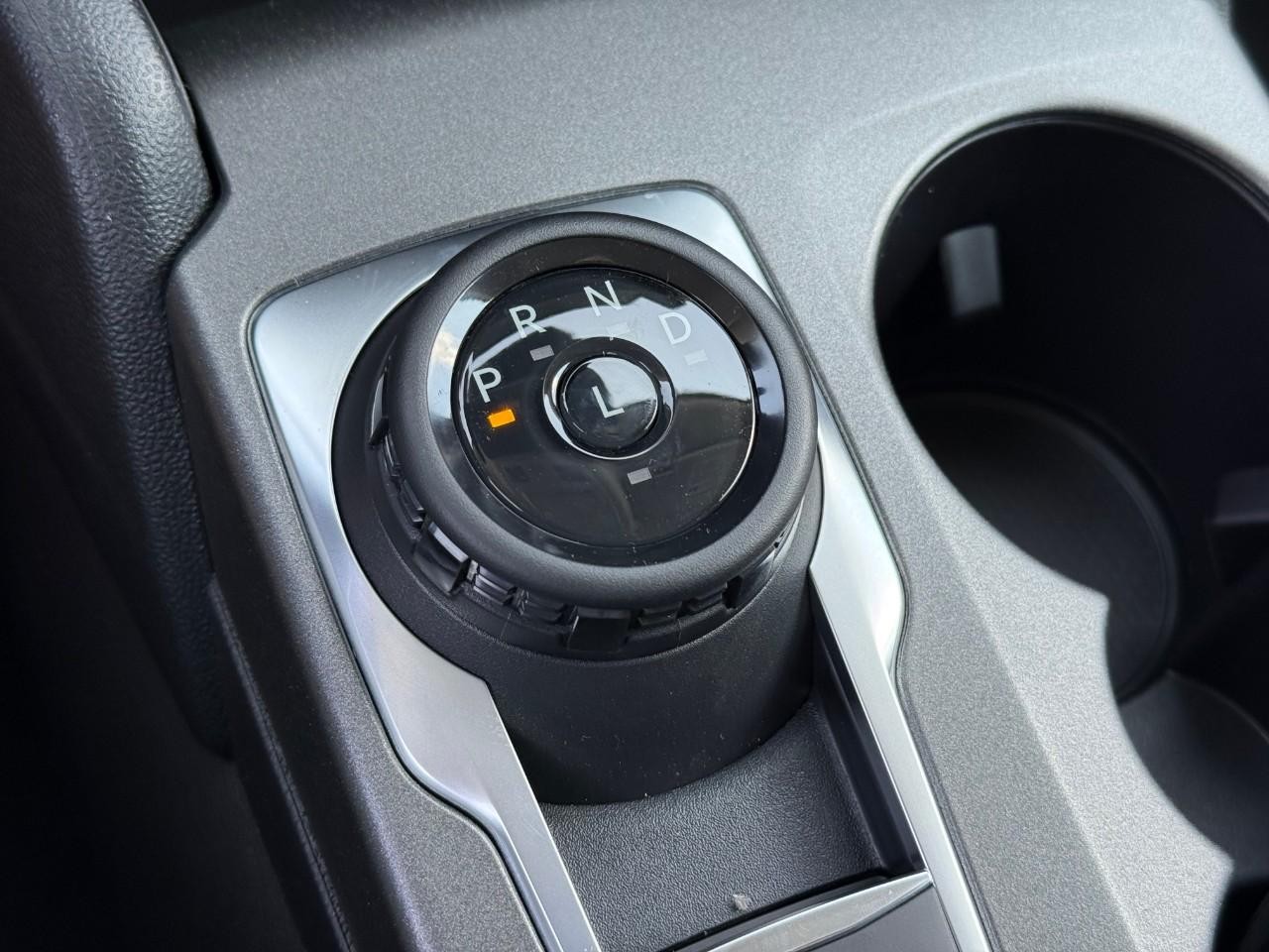 Ford Bronco Sport Vehicle Full-screen Gallery Image 16