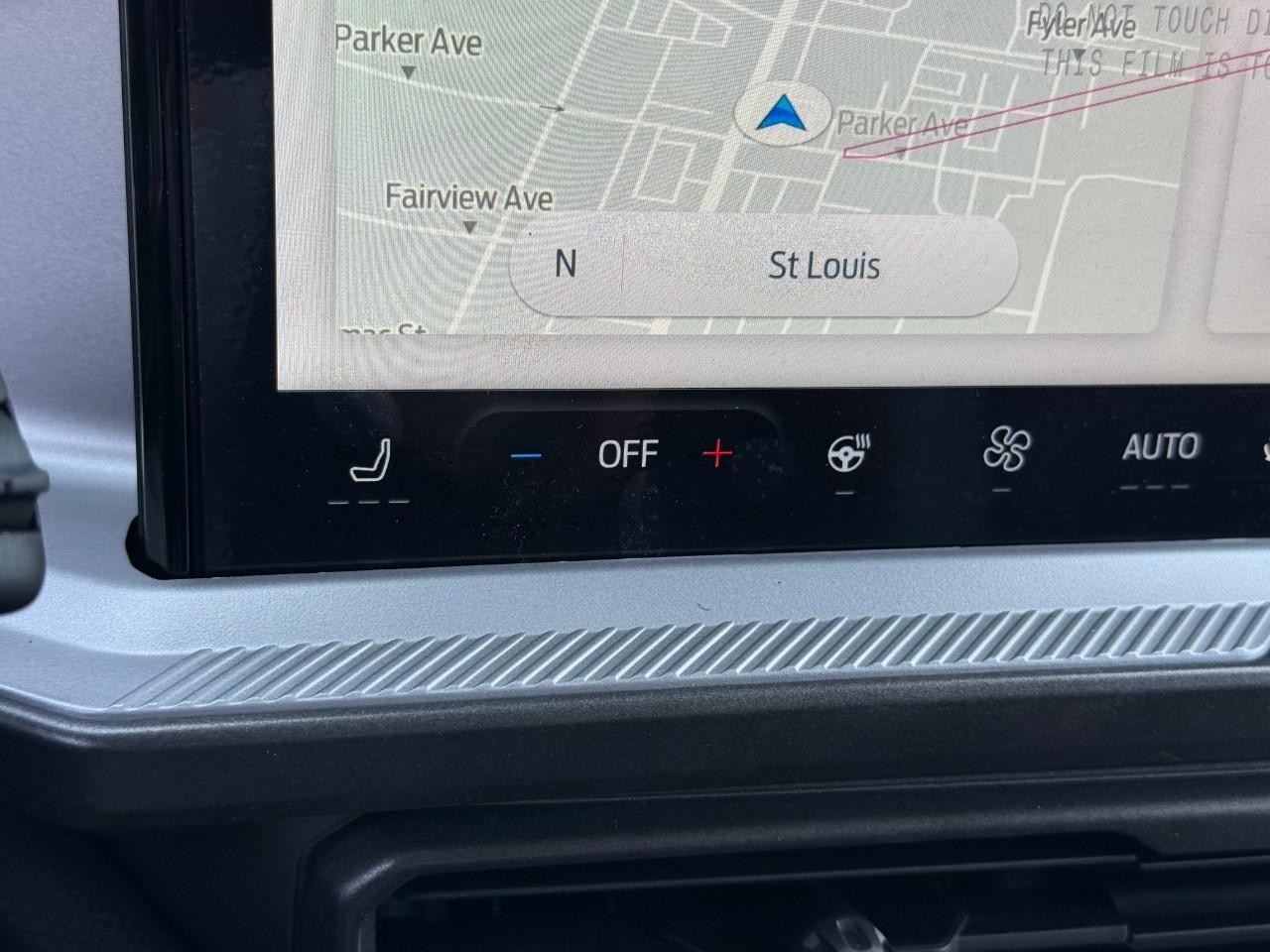 Ford Bronco Sport Vehicle Full-screen Gallery Image 18