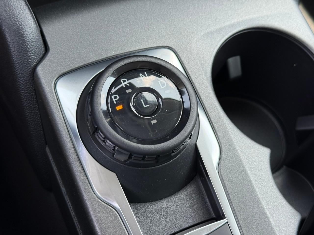 Ford Bronco Sport Vehicle Full-screen Gallery Image 16