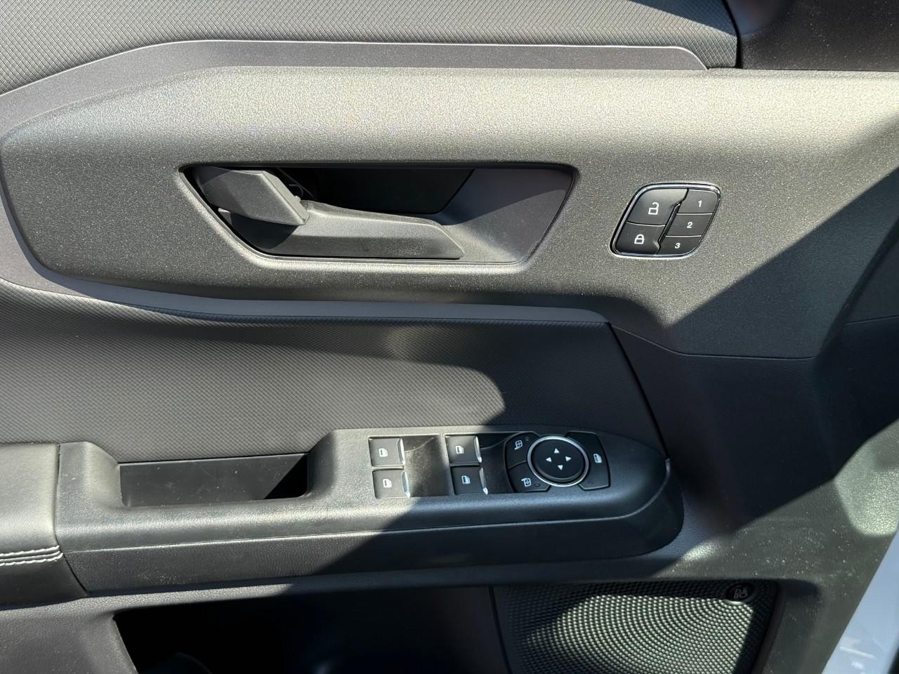 Ford Bronco Sport Vehicle Full-screen Gallery Image 10