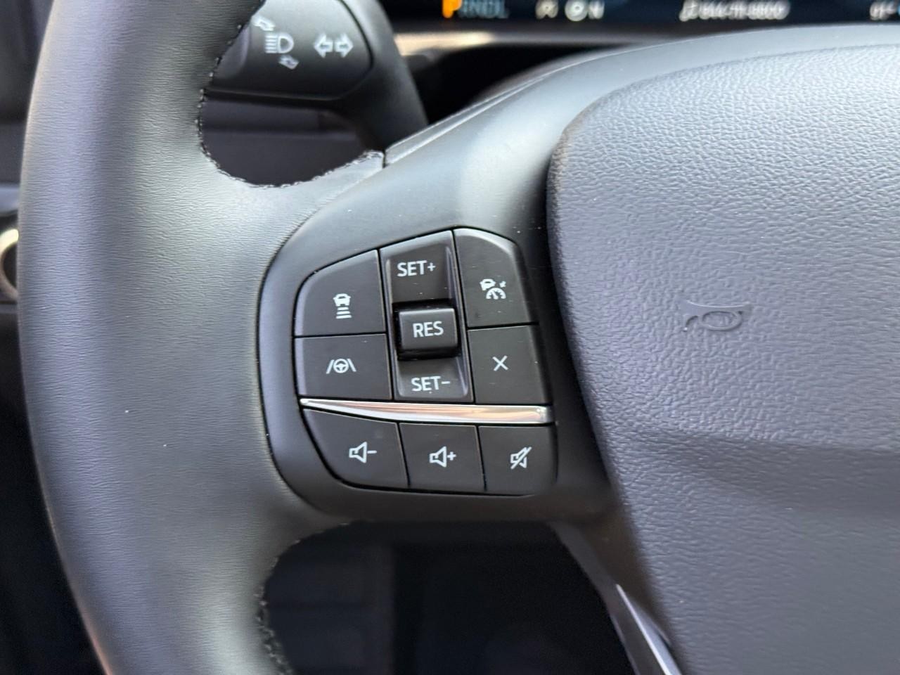 Ford Bronco Sport Vehicle Full-screen Gallery Image 14