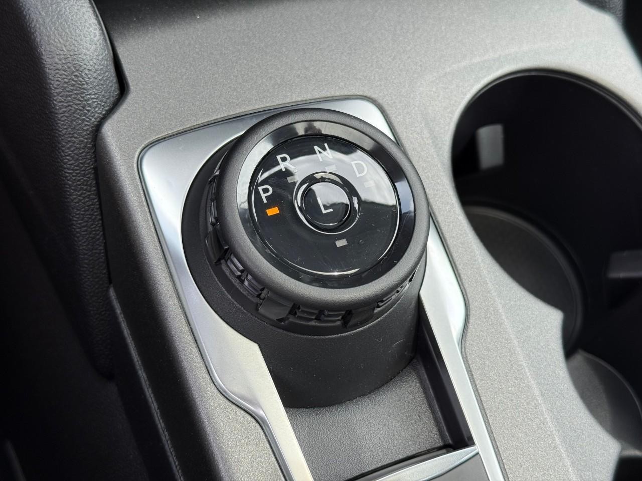 Ford Bronco Sport Vehicle Full-screen Gallery Image 16