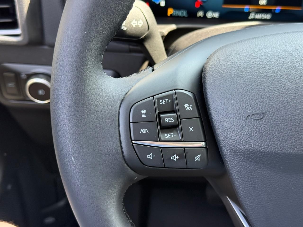 Ford Bronco Sport Vehicle Full-screen Gallery Image 14