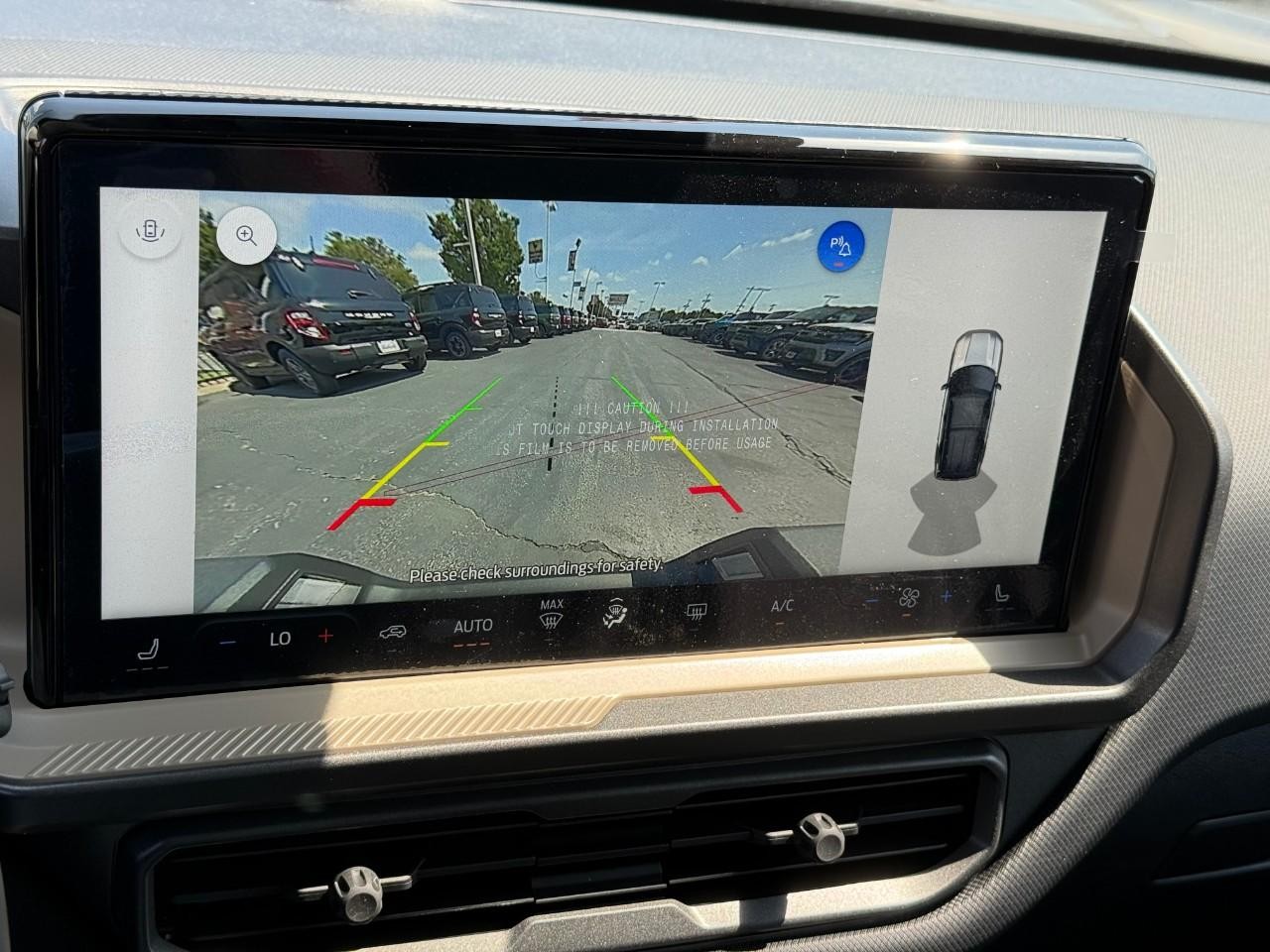 Ford Bronco Sport Vehicle Full-screen Gallery Image 19