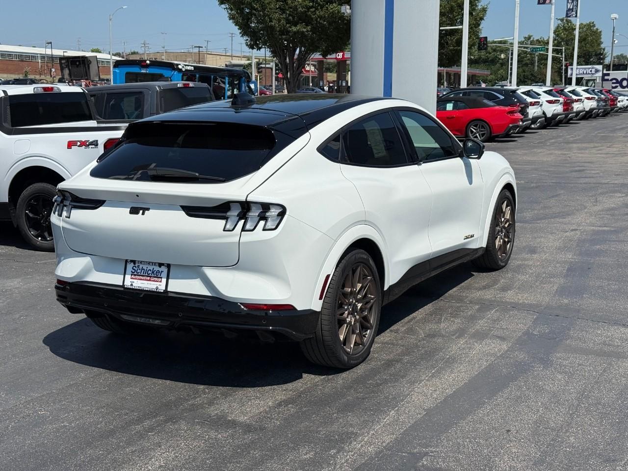 Ford Mustang Mach-E Vehicle Full-screen Gallery Image 03