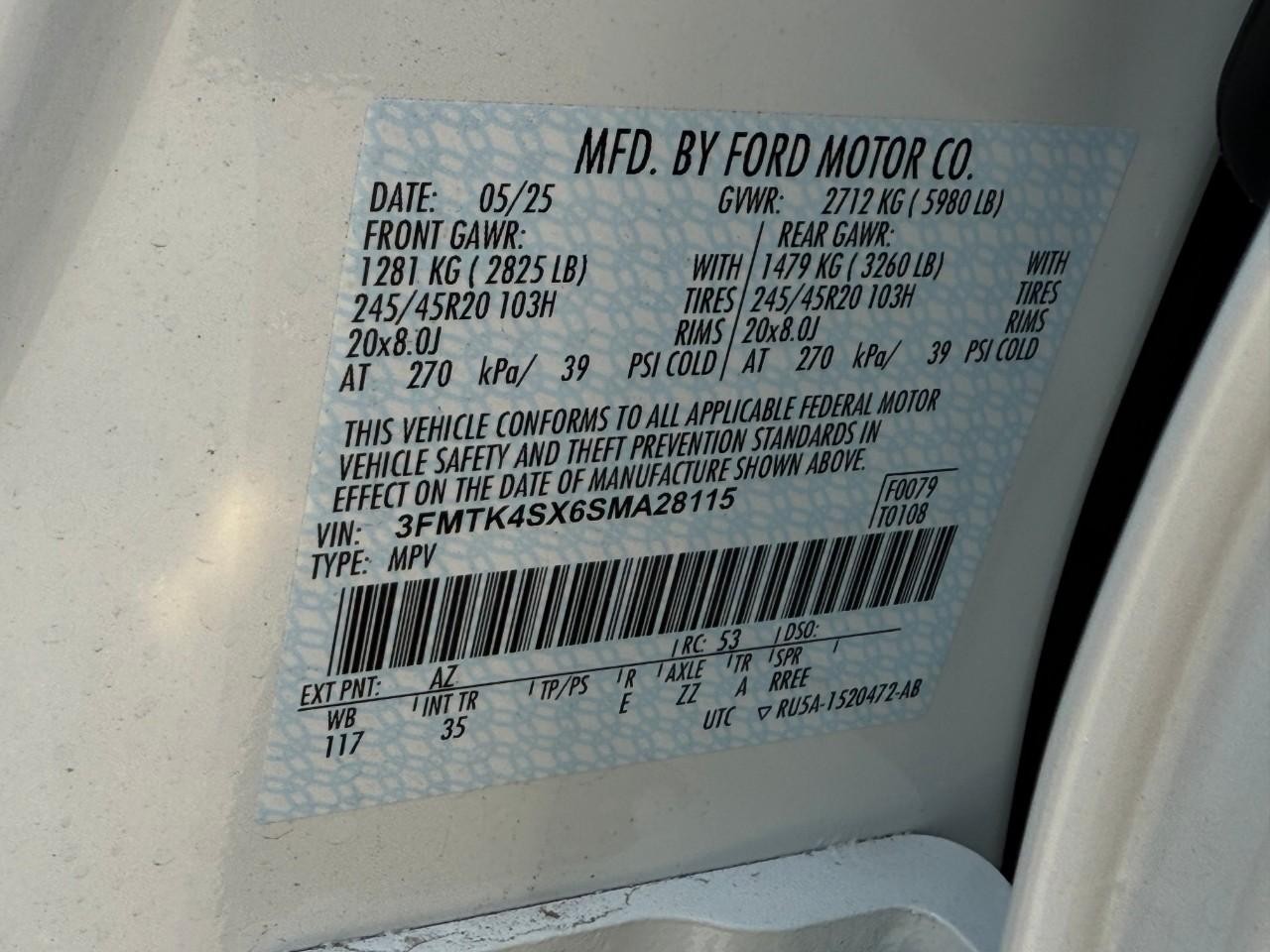 Ford Mustang Mach-E Vehicle Full-screen Gallery Image 17