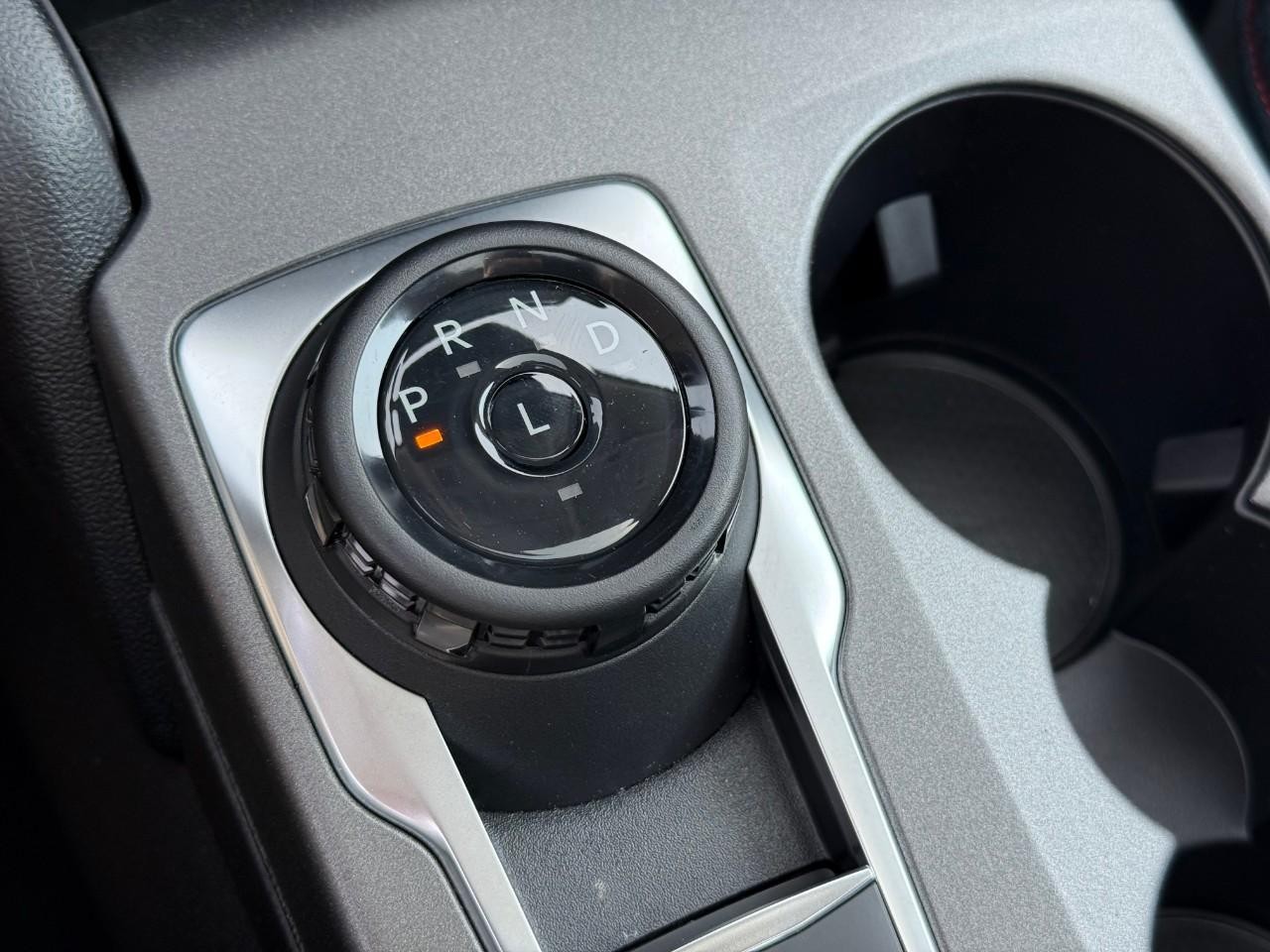 Ford Bronco Sport Vehicle Full-screen Gallery Image 16