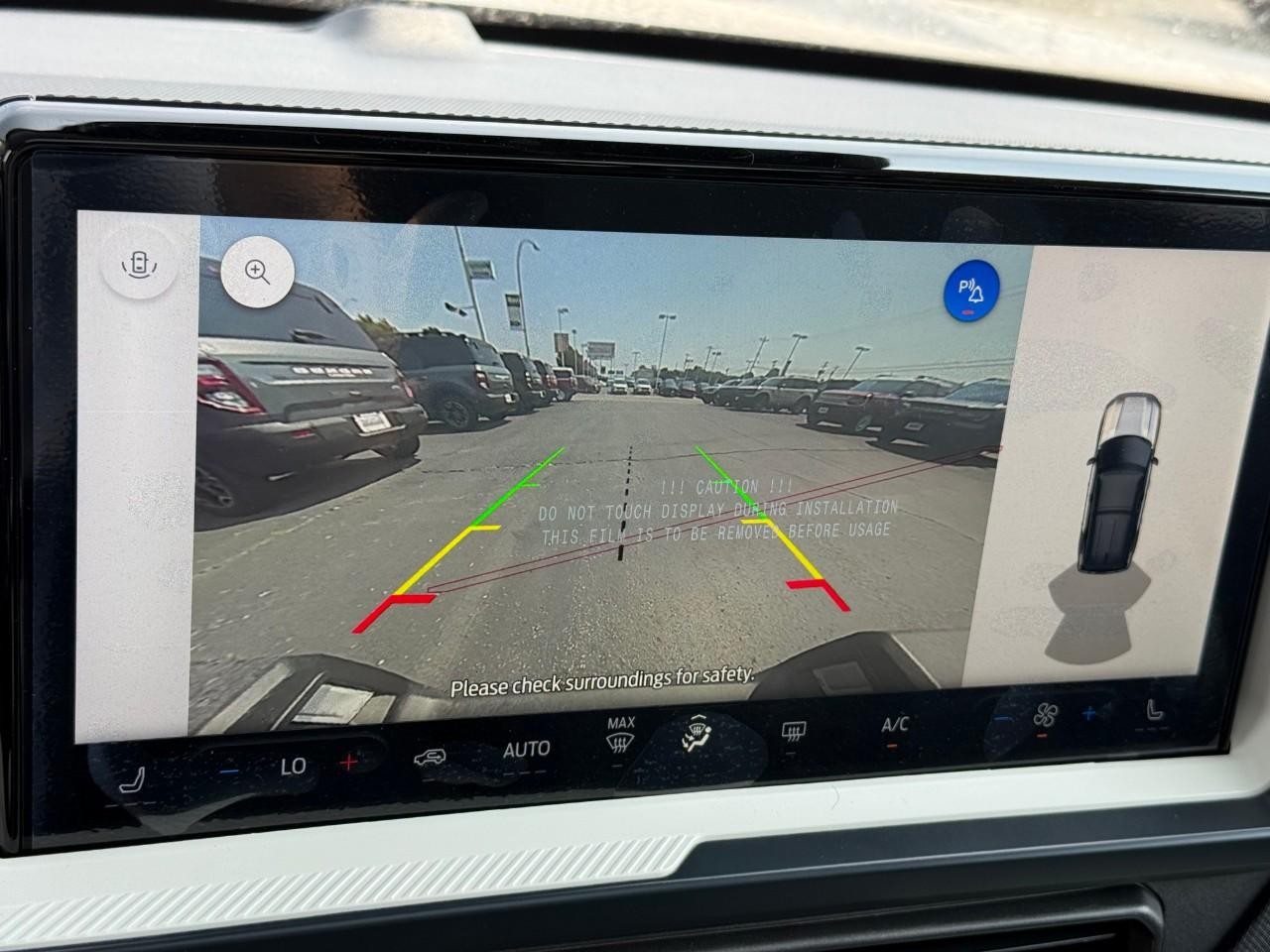 Ford Bronco Sport Vehicle Full-screen Gallery Image 18