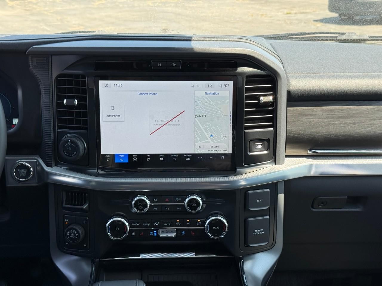 Ford F-150 Vehicle Full-screen Gallery Image 08