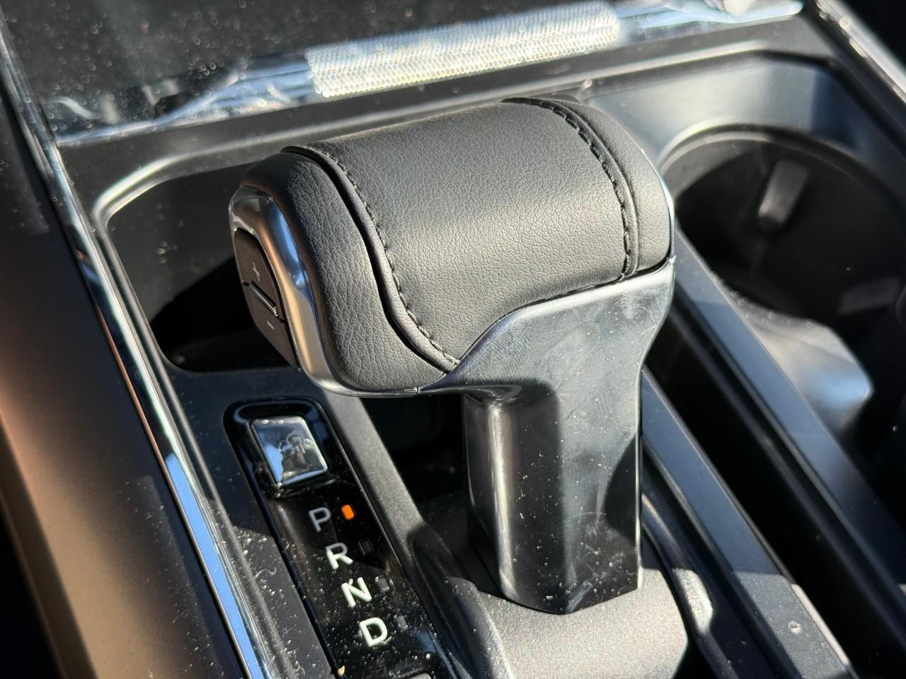 Ford F-150 Vehicle Full-screen Gallery Image 16