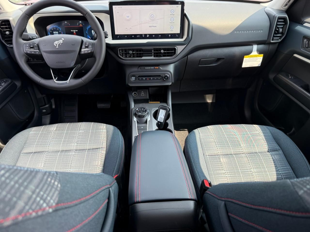 Ford Bronco Sport Vehicle Full-screen Gallery Image 06