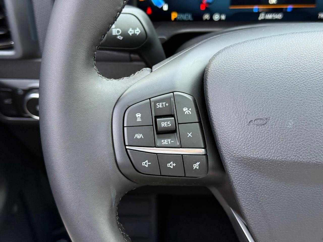 Ford Bronco Sport Vehicle Full-screen Gallery Image 14