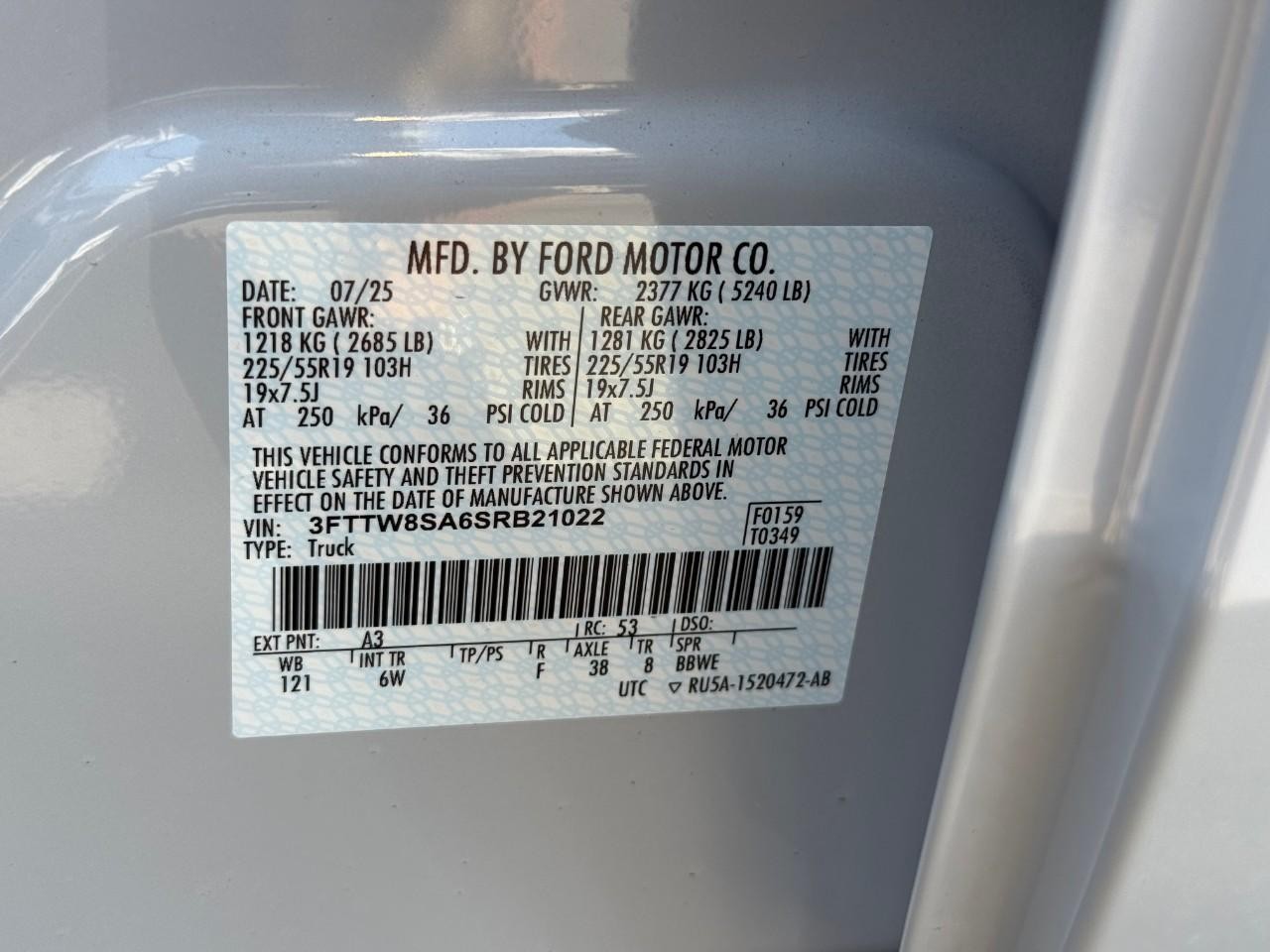 Ford Maverick Vehicle Full-screen Gallery Image 18