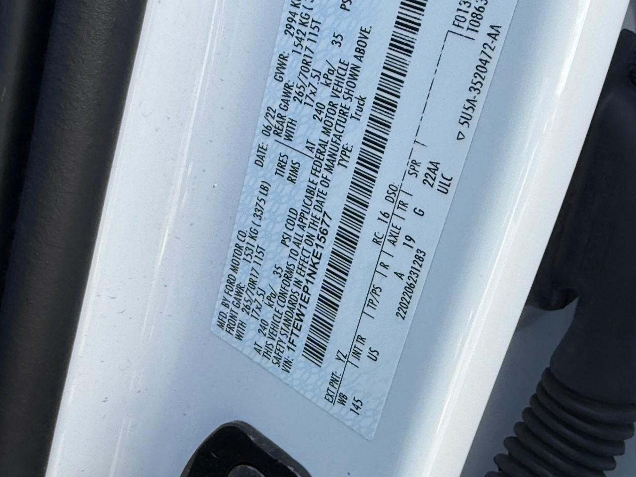 Ford F-150 Vehicle Full-screen Gallery Image 16