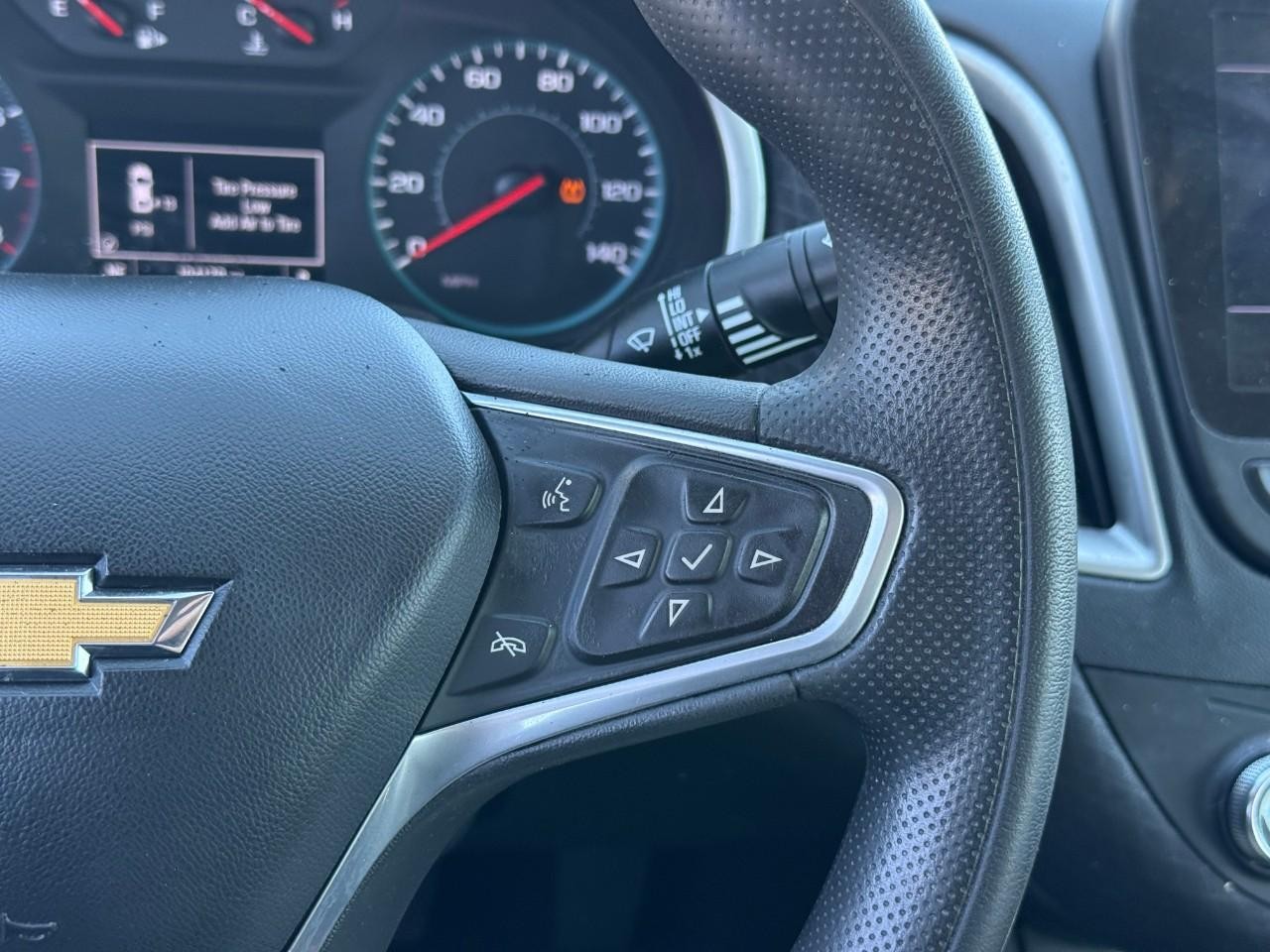 Chevrolet Malibu Vehicle Full-screen Gallery Image 15