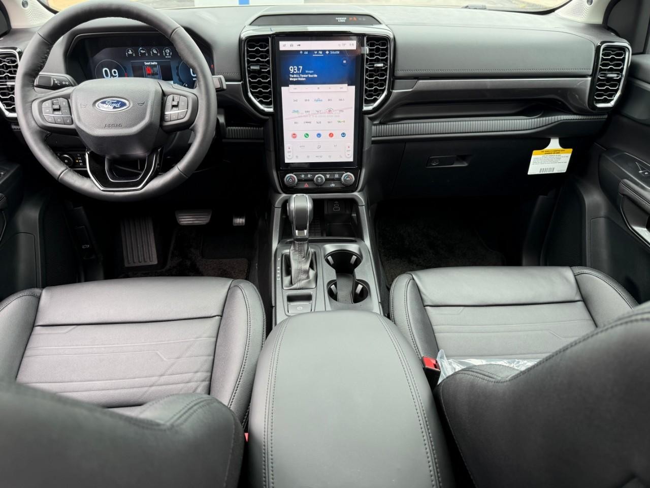 Ford Ranger Vehicle Full-screen Gallery Image 06