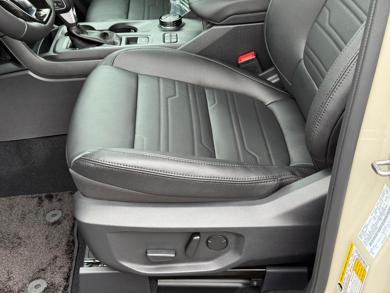 Ford Ranger Vehicle Full-screen Gallery Image 12