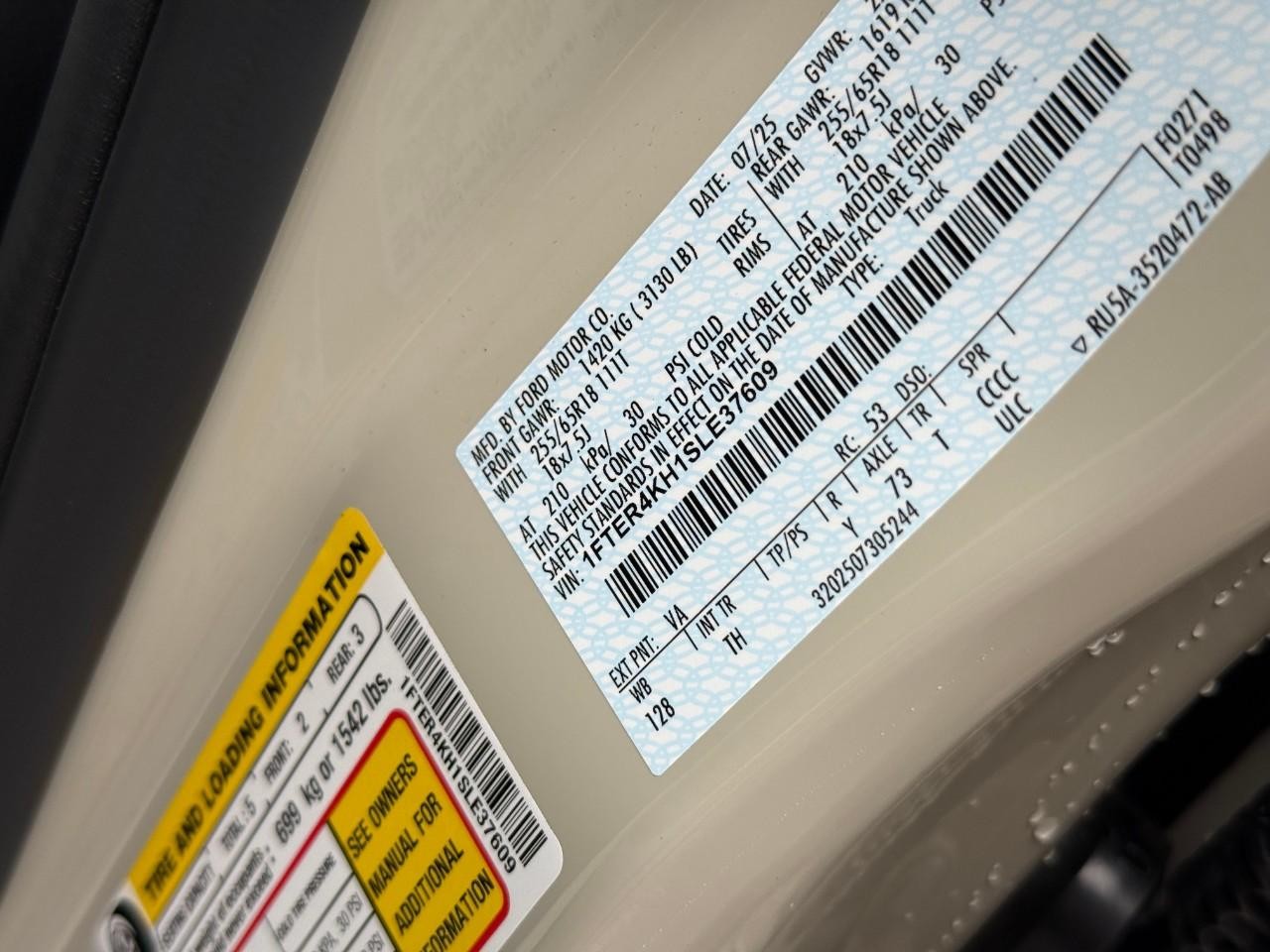 Ford Ranger Vehicle Full-screen Gallery Image 19