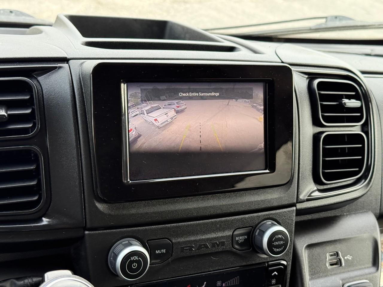 Ram ProMaster Cargo Van Vehicle Full-screen Gallery Image 13