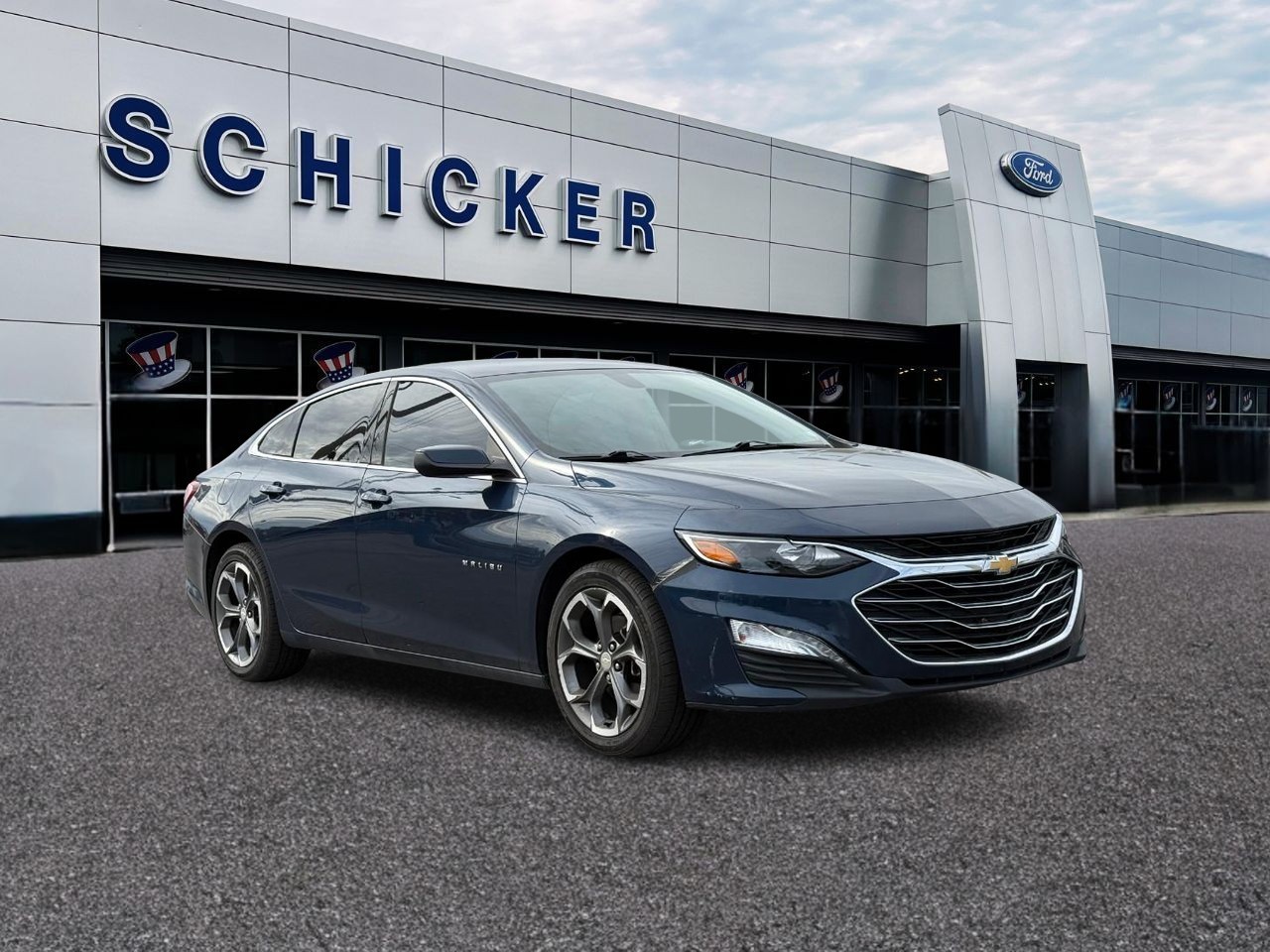 Chevrolet Malibu Vehicle Full-screen Gallery Image 01