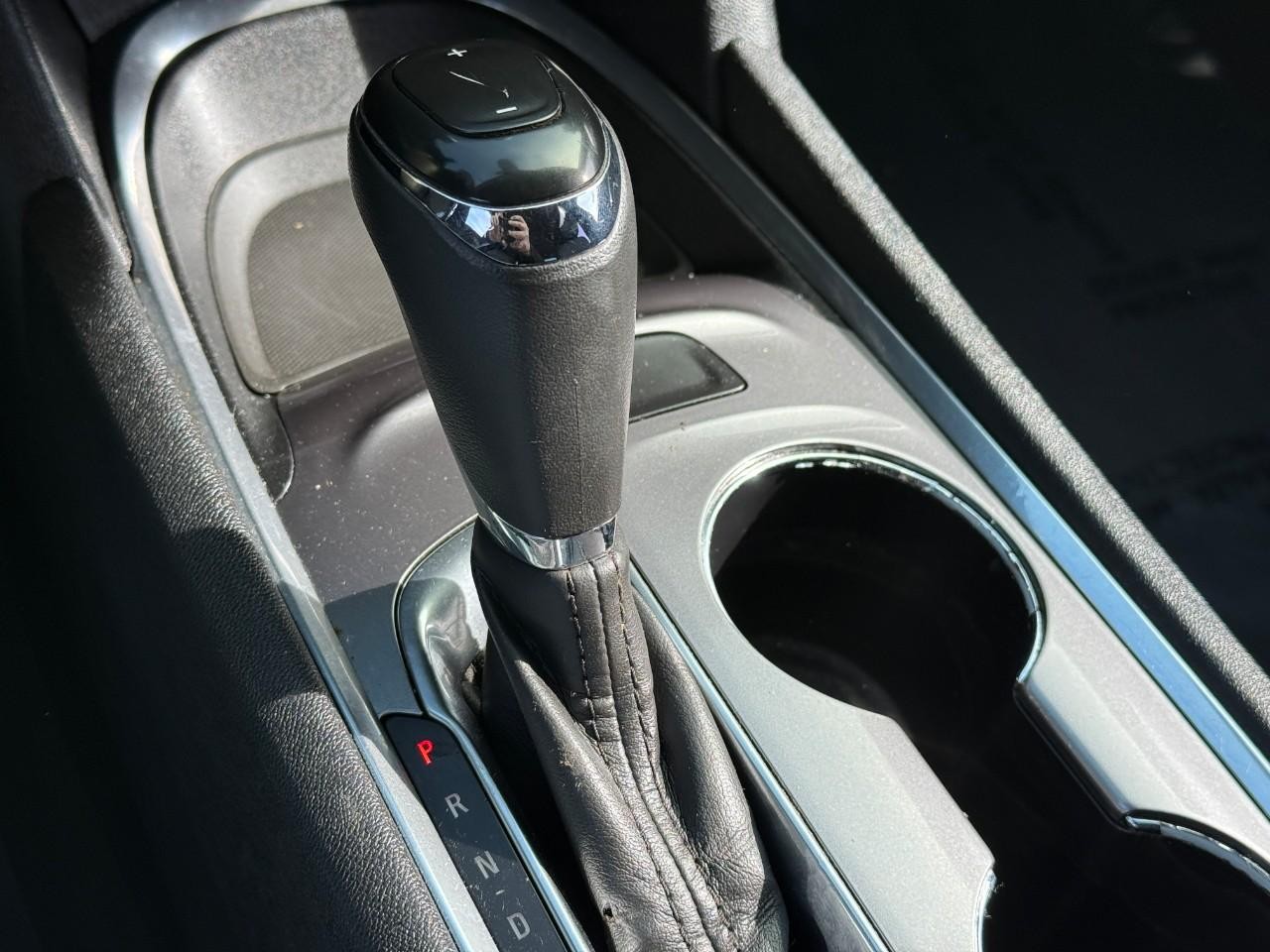 Chevrolet Malibu Vehicle Full-screen Gallery Image 21