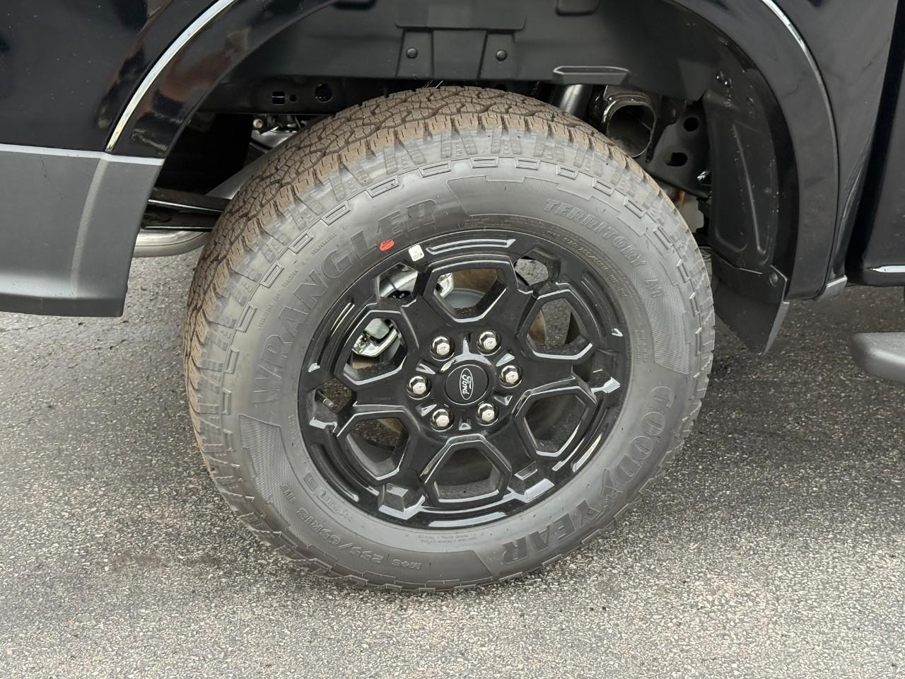 Ford Ranger Vehicle Full-screen Gallery Image 04