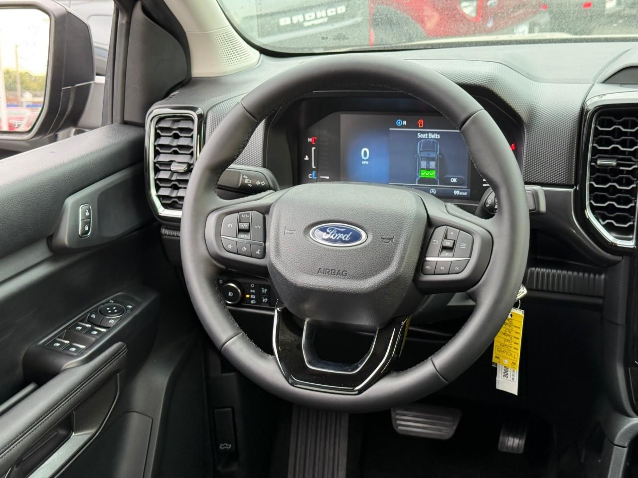 Ford Ranger Vehicle Full-screen Gallery Image 07