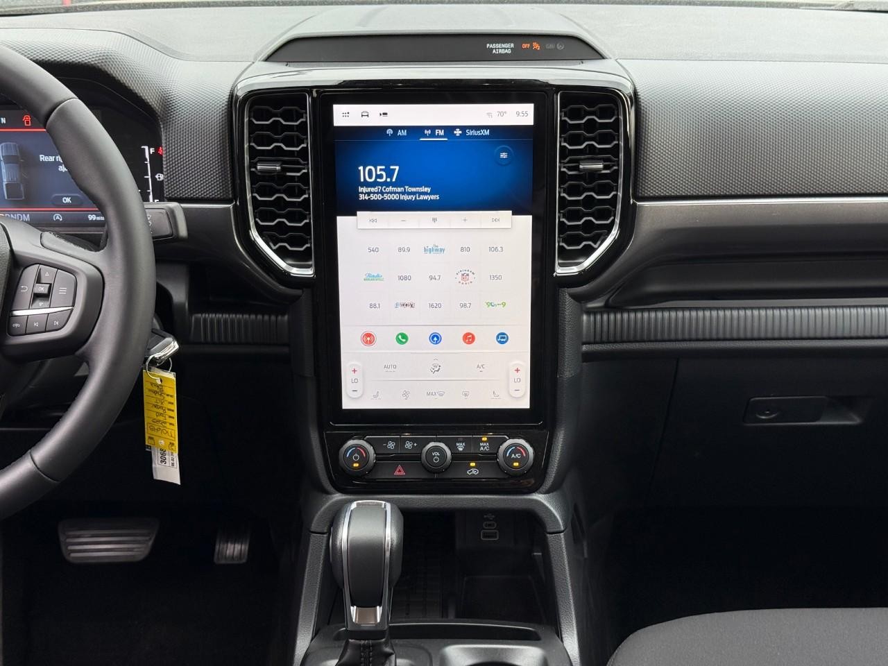 Ford Ranger Vehicle Full-screen Gallery Image 09